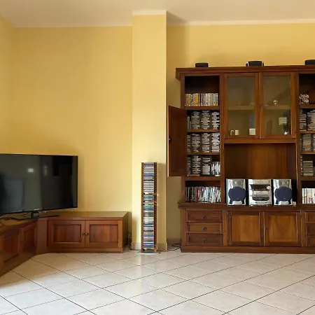 Pipa's Suntrap Apartment Taormina
